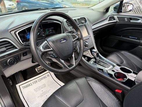 Used 2014 Ford Fusion Titanium image 15