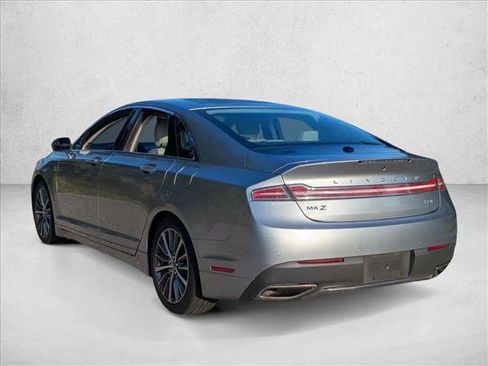 Used 2020 Lincoln MKZ FWD image 5
