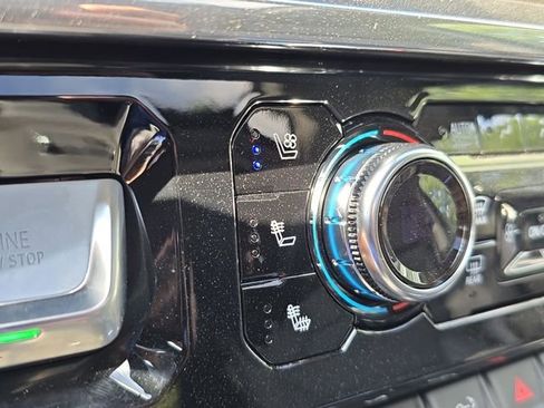 New 2025 GMC Sierra 3500 Denali w/ Denali Reserve Package image 12