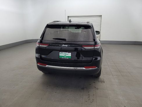 Used 2022 Jeep Grand Cherokee Limited 4xe w/ Luxury Tech Group II AWD/4WD image 7