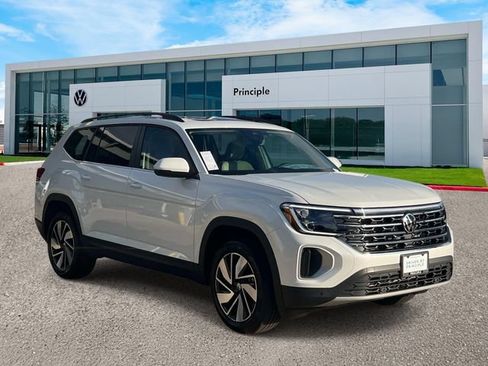 New 2026 Volkswagen Atlas SE FWD image 2