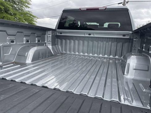 Used 2026 Chevrolet Silverado 1500 LT AWD/4WD image 11
