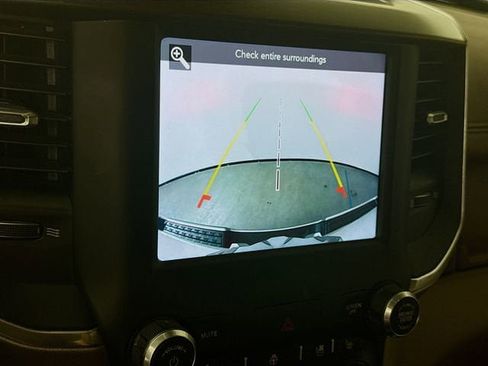 Used 2021 RAM 1500 Laramie image 13