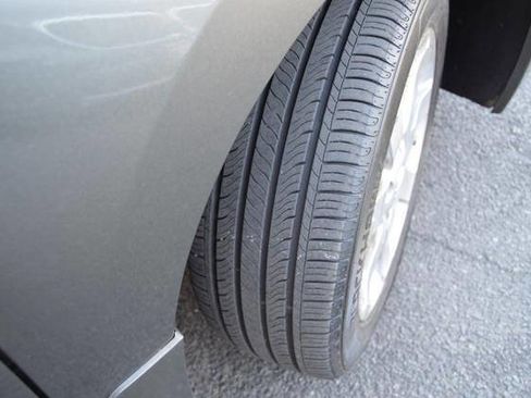 Used 2008 Nissan Sentra 2.0 S w/ Convenience Plus Pkg FWD image 36