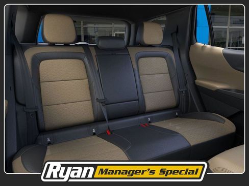 New 2026 Chevrolet Equinox ACTIV w/ Convenience Package III image 17