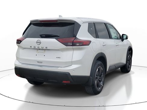 New 2026 Nissan Rogue SV image 4