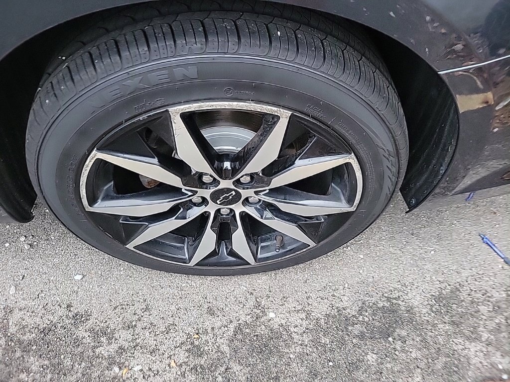 Used 2021 Chevrolet Malibu RS FWD image 5