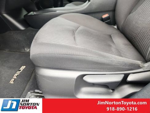 Used 2018 Toyota Prius Two w/ Prius Two Safety Plus Package FWD image 25