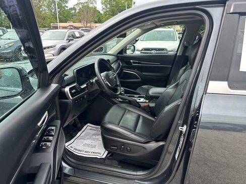 Certified 2024 Kia Telluride S w/ S Sunroof Package AWD/4WD image 14
