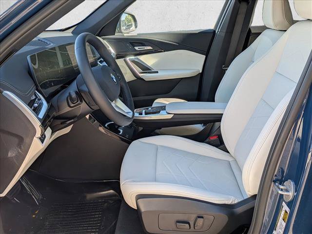 Used 2026 BMW X1 xDrive28i w/ Convenience Package AWD/4WD image 4