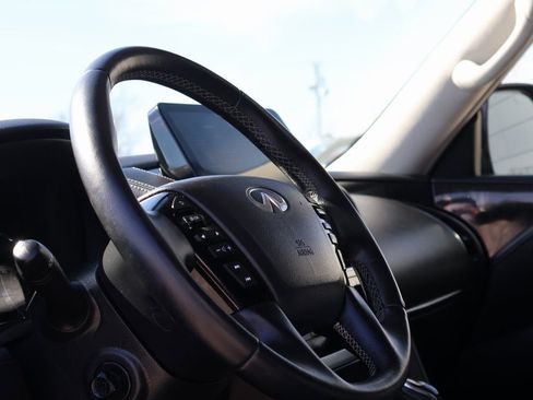 Used 2024 INFINITI QX80 Luxe image 26