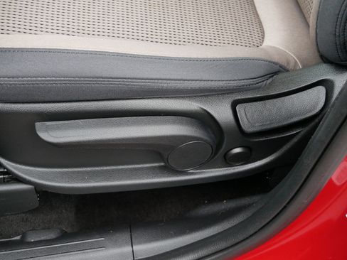 Used 2022 Hyundai Santa Fe SE w/ Cargo Package image 19