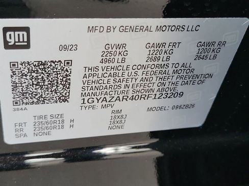 Certified 2024 Cadillac XT4 Luxury w/ Cold Weather Package image 31