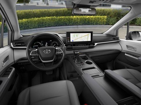 New 2026 Toyota Sienna XLE FWD image 60