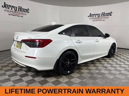 Used 2024 Honda Civic Sport image 5