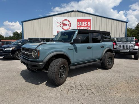 Used 2021 Ford Bronco Black Diamond AWD/4WD image 5