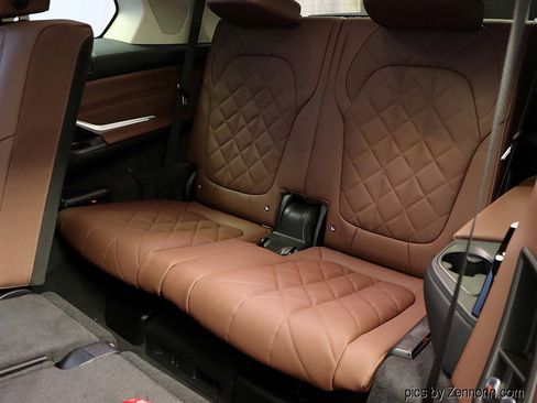Used 2026 BMW X7 xDrive40i AWD/4WD image 14