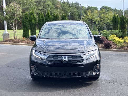 Used 2026 Honda Odyssey Sport-L image 3