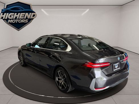 Used 2026 BMW 540i xDrive AWD/4WD image 4