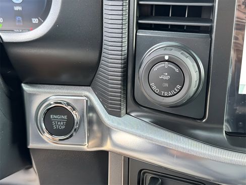 New 2025 Ford F150 Lariat w/ Equipment Group 502A High image 20