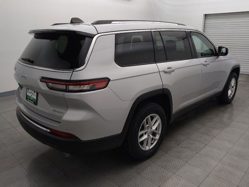 Used 2023 Jeep Grand Cherokee L Laredo image 9