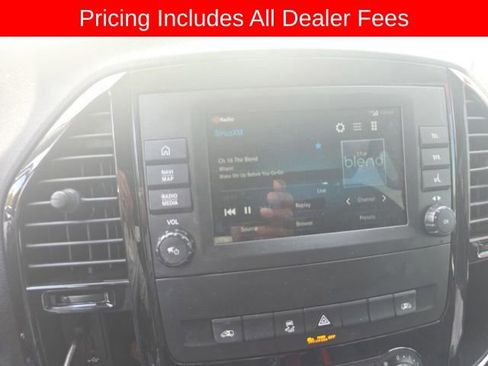 Used 2023 Mercedes-Benz Metris Passenger image 2