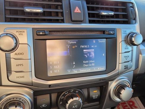 Used 2015 Toyota 4Runner SR5 image 18