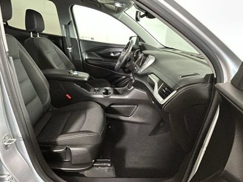 Used 2022 GMC Terrain SLE AWD/4WD image 31