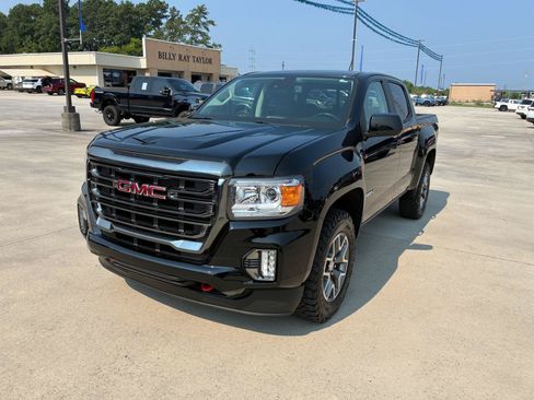 Used 2021 GMC Canyon AT4 w/ Driver Alert Package AWD/4WD image 2
