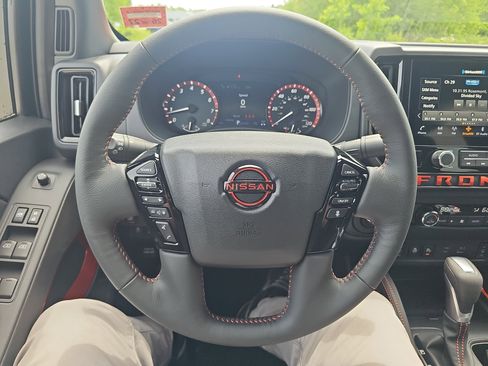 New 2026 Nissan Frontier PRO-4X w/ Tow Package AWD/4WD image 20