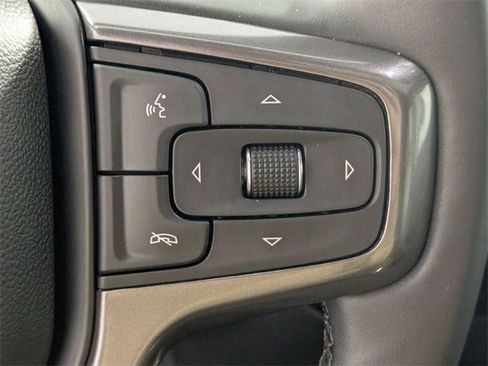 Used 2024 Chevrolet Silverado 2500 ZR2 w/ Technology Package image 18