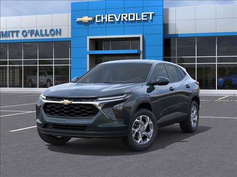 New 2026 Chevrolet Trax LS image 6