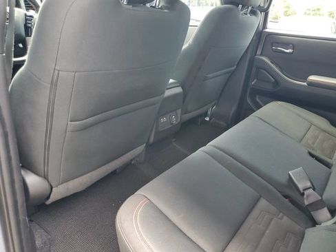 Used 2022 Nissan Frontier Pro-X RWD image 30