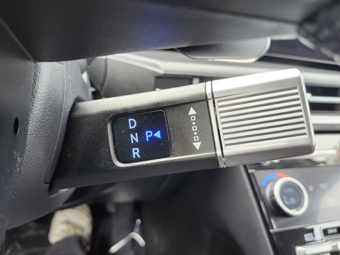 Used 2025 Hyundai Santa Fe SEL image 34