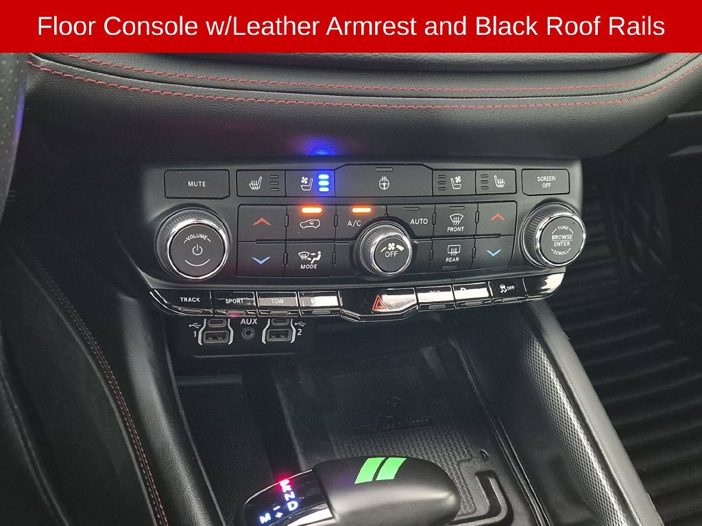 Used 2023 Dodge Durango R/T w/ Tow 'N Go Package AWD/4WD image 27