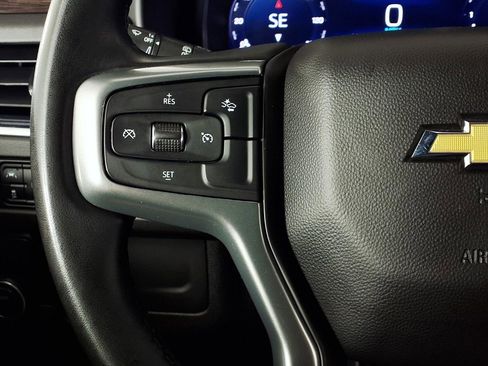 Used 2023 Chevrolet Suburban LT RWD image 19