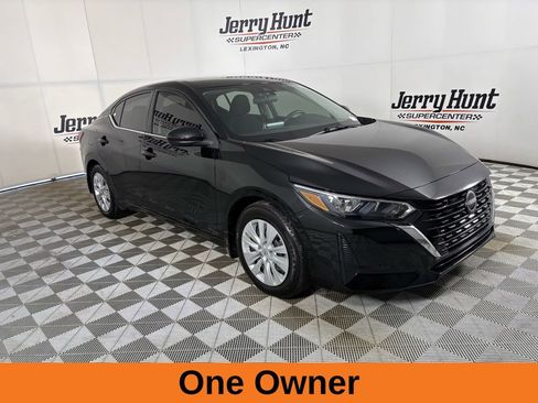 Used 2024 Nissan Sentra S image 4