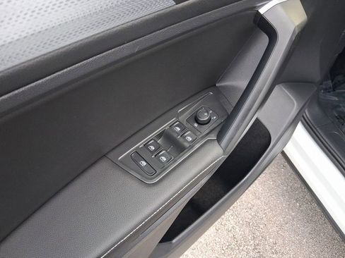 Certified 2023 Volkswagen Tiguan S FWD image 16