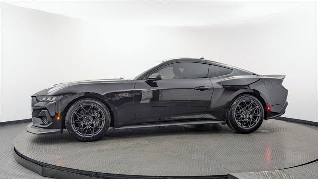 Used 2024 Ford Mustang GT Premium RWD image 3