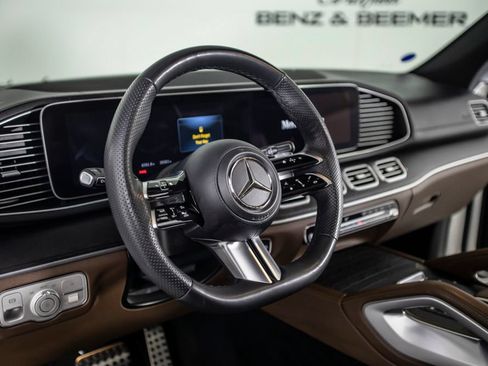 Used 2024 Mercedes-Benz GLS 450 4MATIC w/ AMG Line Exterior image 25