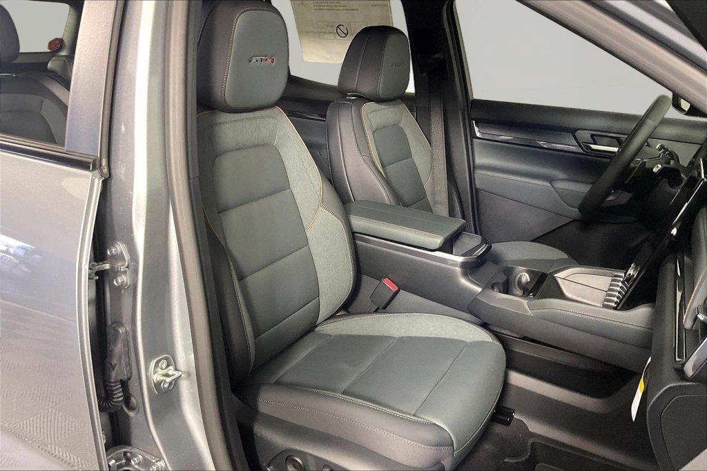 New 2027 GMC Terrain AT4 w/ Convenience Package III AWD/4WD image 11