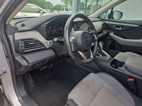Used 2023 Subaru Outback Premium AWD/4WD image 37