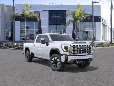 New 2026 GMC Sierra 2500 Denali w/ Denali Reserve Package AWD/4WD image 1