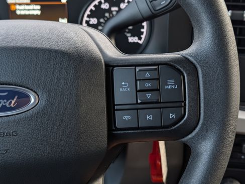 New 2026 Ford F350 XL w/ XL Chrome Package image 23