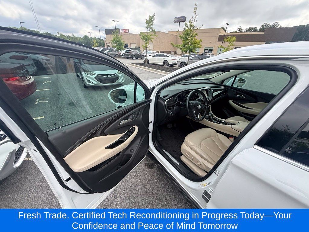 Used 2019 Buick Envision Essence FWD image 7