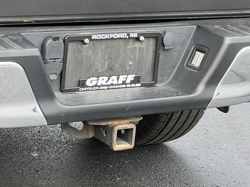 Used 2019 Ford F150 XLT w/ Equipment Group 302A Luxury AWD/4WD image 9
