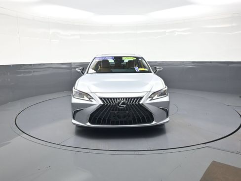 Used 2023 Lexus ES 250 w/ Premium Package AWD/4WD image 8