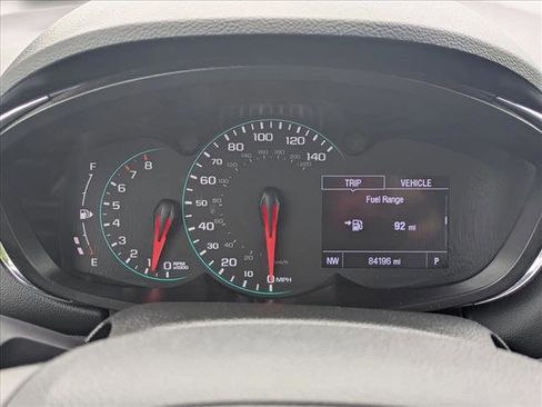Used 2020 Chevrolet Trax LT FWD image 11