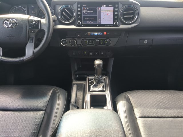 Used 2022 Toyota Tacoma TRD Sport w/ TRD Premium Sport Package AWD/4WD image 18
