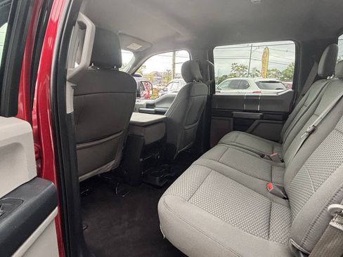 Used 2019 Ford F150 XLT w/ Equipment Group 302A Luxury AWD/4WD image 14